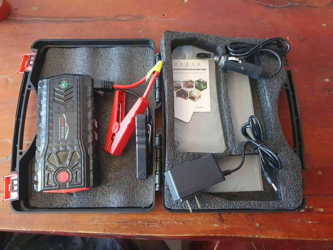 Powerbank / អាគុយ គូវឡាន កូវឡាន Car Jump Starter 12v កំលាំង 32000mAh